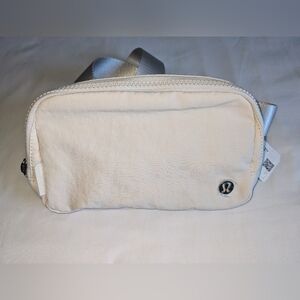 Lululemon Everywhere Off-White Belt Bag